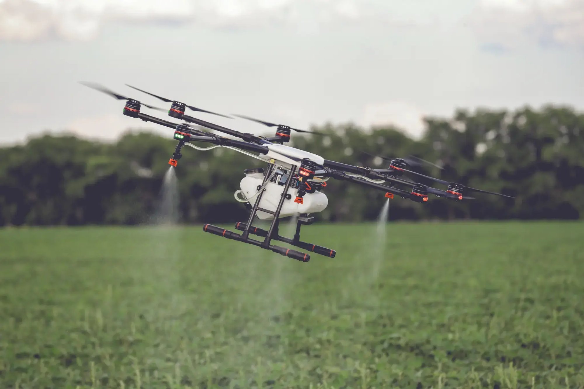 drone_AdobeStock_165576005